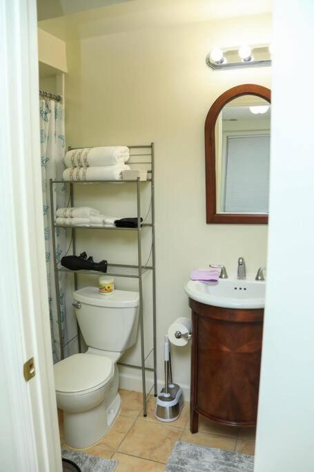 Private Room With Ensuite Bathroom Centrally Located Washington Eksteriør billede